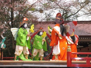 糸魚川けんか祭り　舞楽（鶏冠）